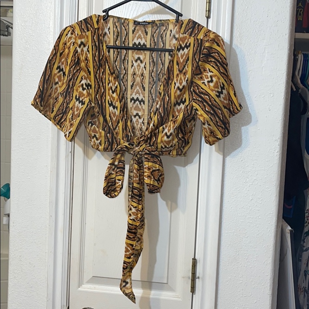 Front tie shirt